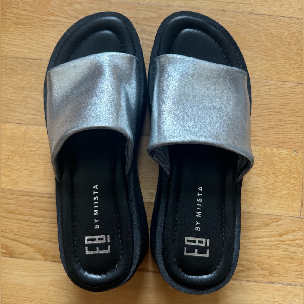 Never worn MIISTA silver mules. Never worn. Size 38. Super comfortable!